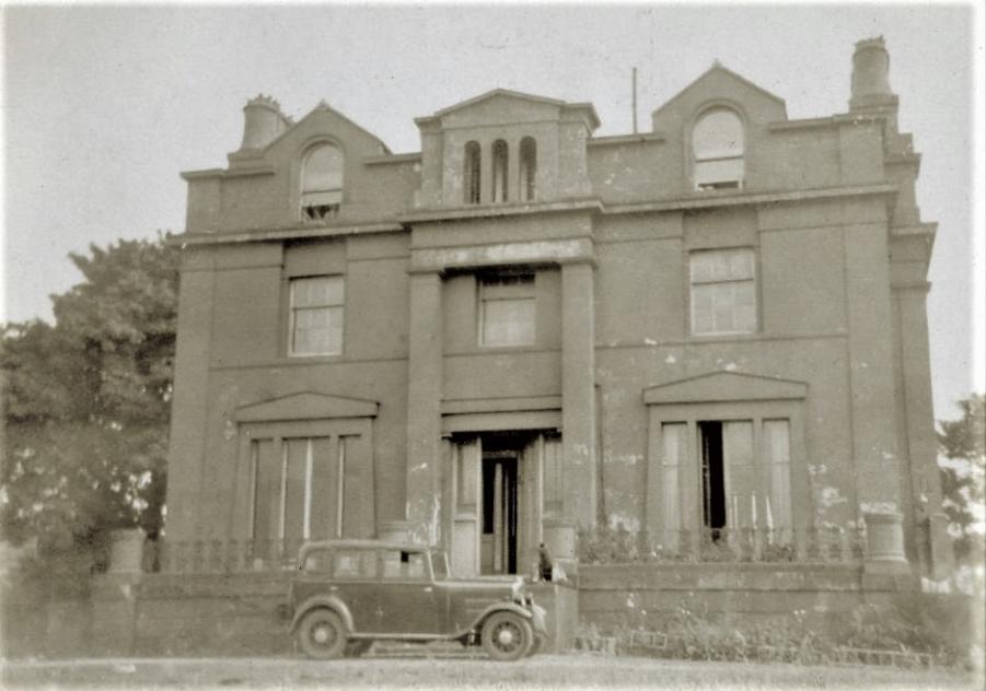 Bloomfield House in 1938 © Brian Sheil